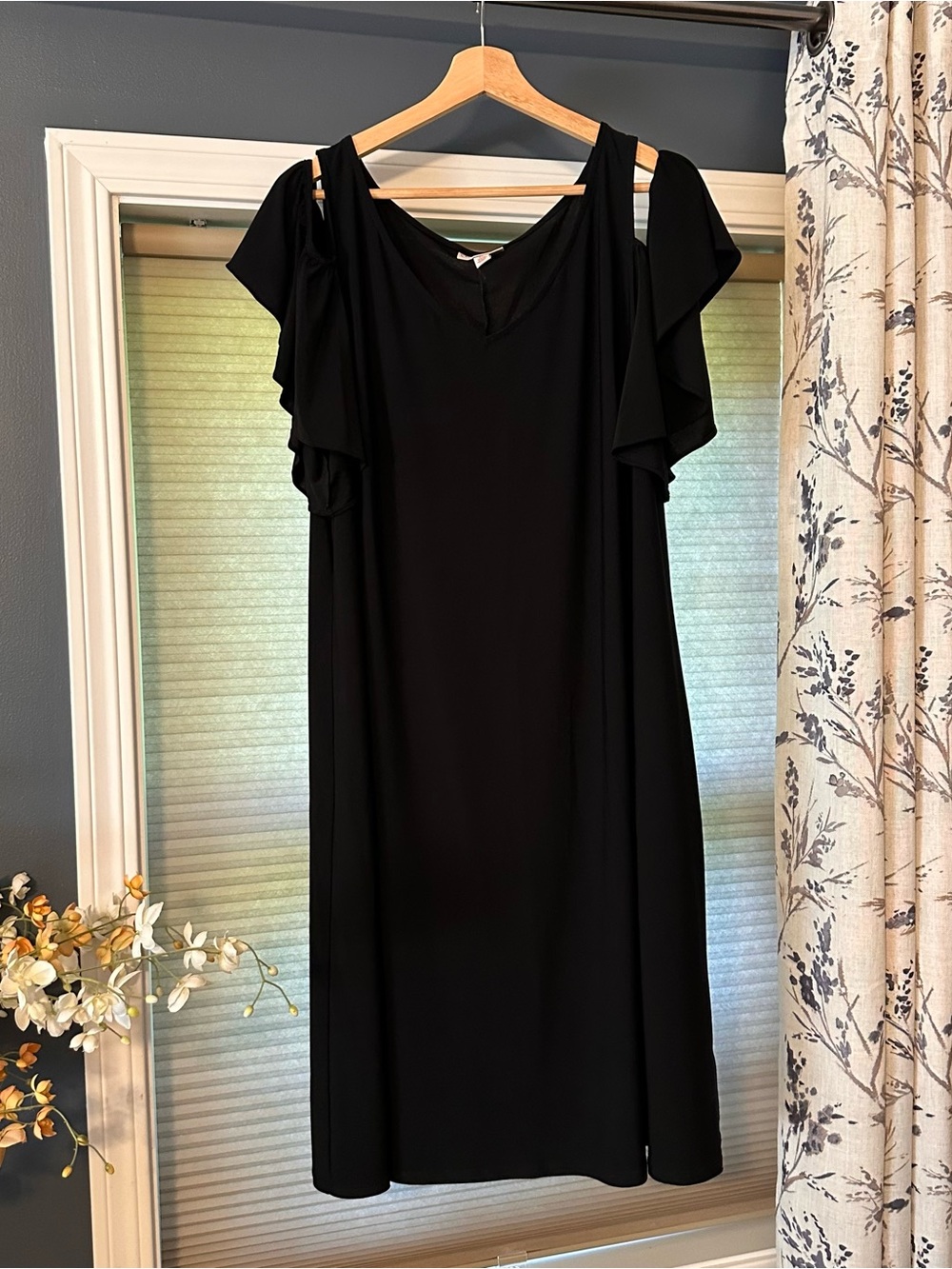 Dress Barn Black Cold-Shoulder Midi Dress with Flutter Sleeves